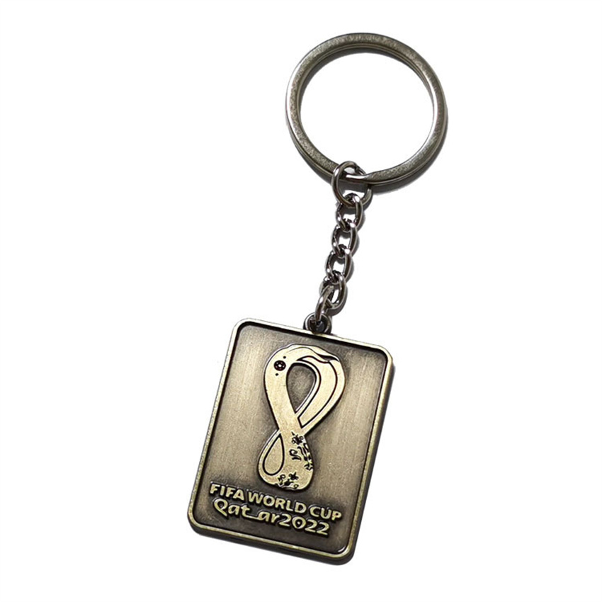 Factory Wholesale Custom Logo 2022 Qatar World Cup Fan Souvenir Soccer Badge Fan Gift Pendant Metal Keychain